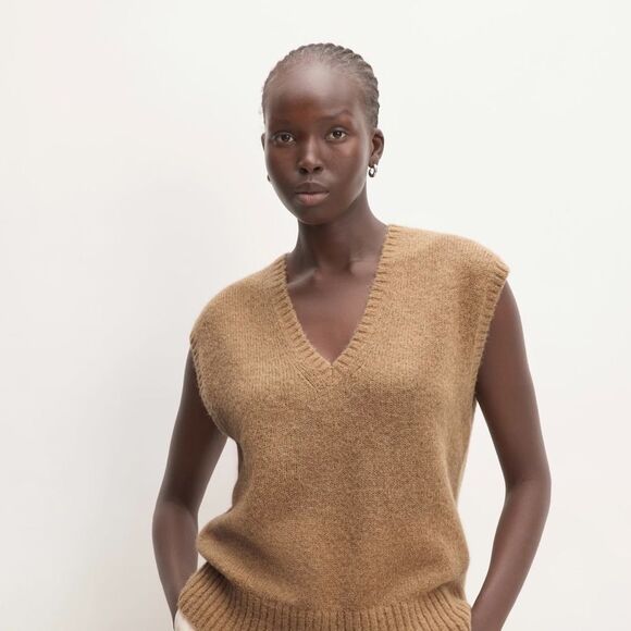 Everlane alpaca vneck sweater vest - Picture 1 of 3